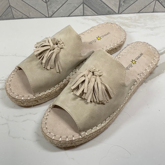 SEVEN DIALS WENDELLE SUEDE TASSEL SLIDES - Picture 1 of 13